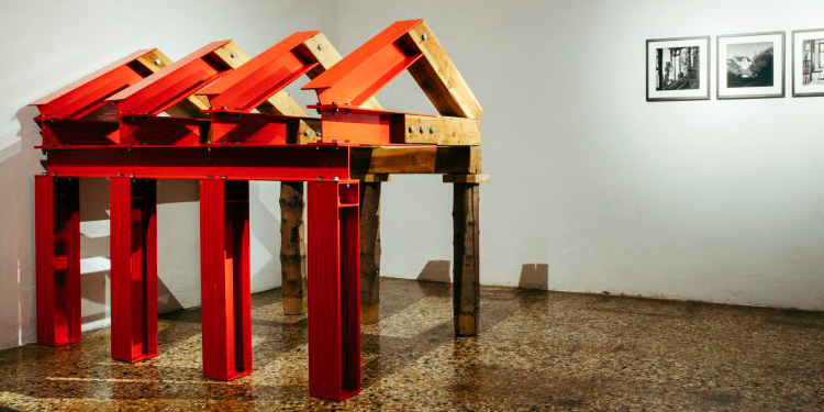 "Machines à penser", at Prada Foundation in Venice: exhibition view. Image courtesy of Prada Foundation