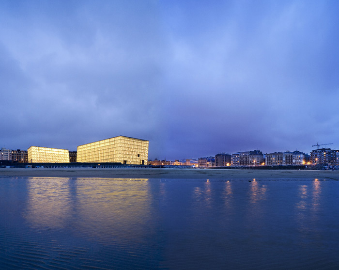 Rafael Moneo, Kursaal Convention Center, San Sebastian, Spain, 1990-1999 | Image courtesy of Michael Moran