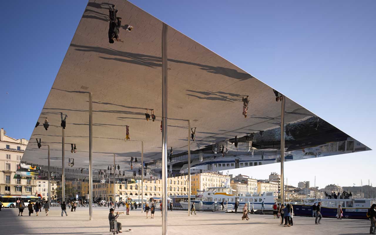 Foster + Partners