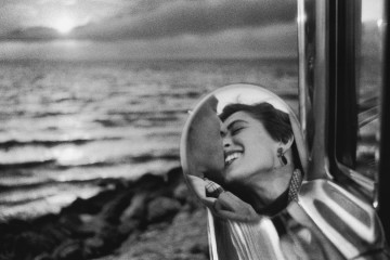 ELLIOTT ERWITT at PDNB Gallery