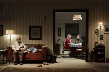 Thomas Friedrich Schäfer: hyper-realistic set of memory
