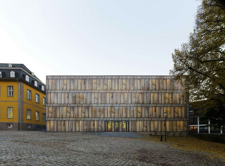 folkwang_library_001