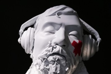 Hande Şekerciler: sculptures’ inner world