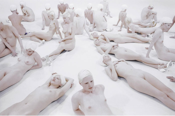vanessa_beecroft