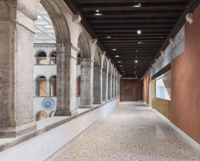 fondaco_dei_tedeschi_004