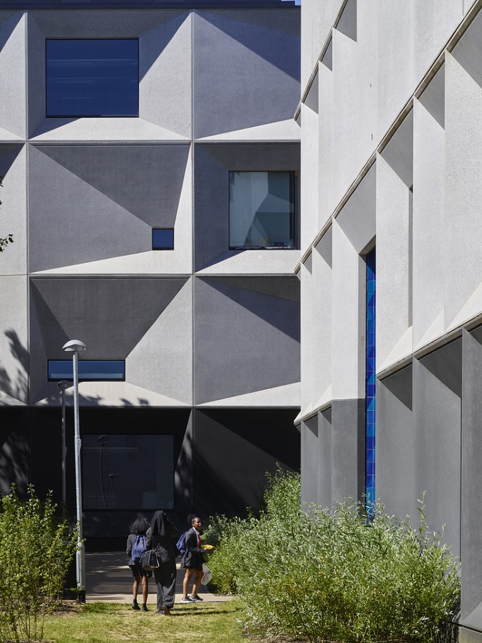 burntwood_school_003