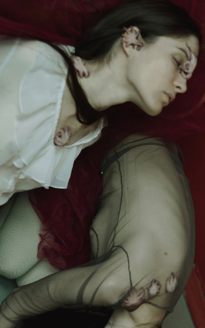 daria_amaranth_004