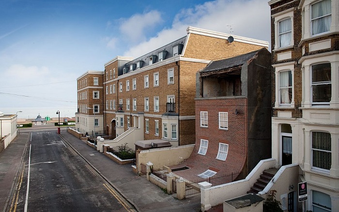 alex_chinneck_002