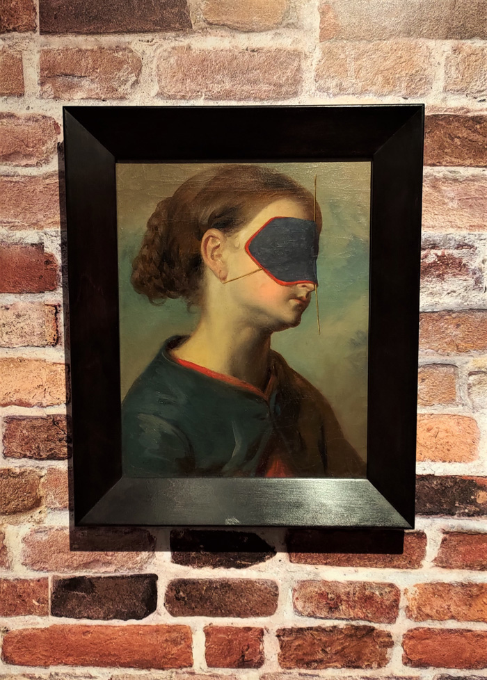 Markus Schinwald, Jade, 2009, oil on canvas | Courtesy of the artist and Fondazione Coppola | Photo by the PhotoPhore